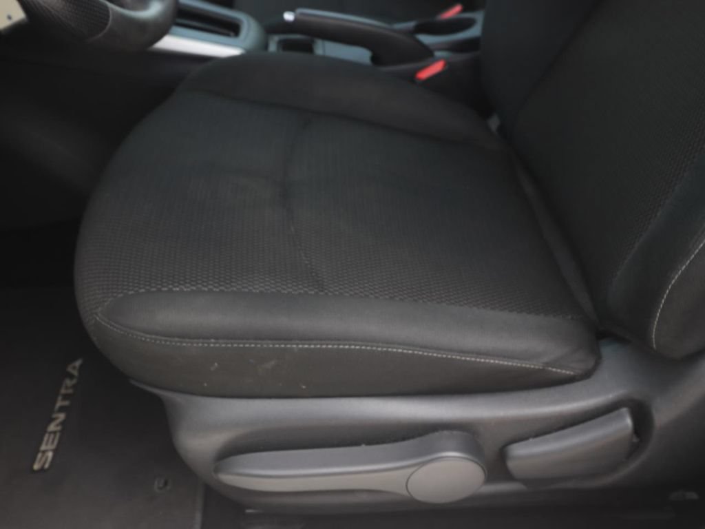 Used 2019 Nissan Sentra S FWD image 16