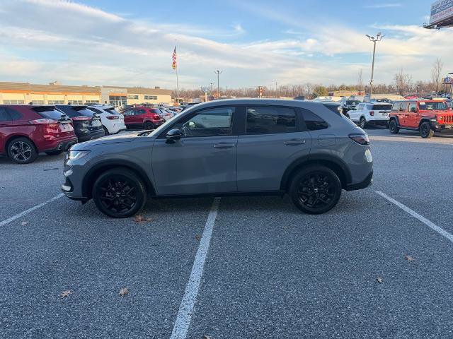 Used 2023 Honda HR-V Sport image 2