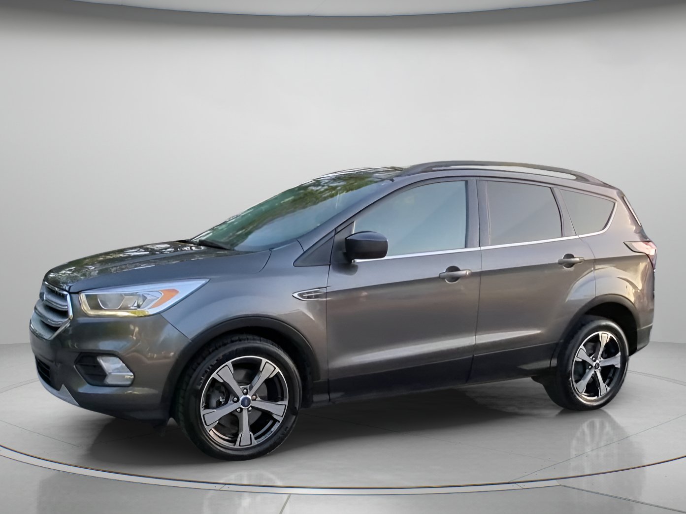 Certified 2017 Ford Escape SE w/ SE Leather Comfort Package FWD image 14