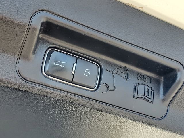 Certified 2021 Ford Explorer XLT w/ Equipment Group 202A image 29