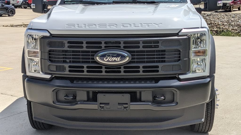 Certified 2025 Ford F450 XL AWD/4WD image 9