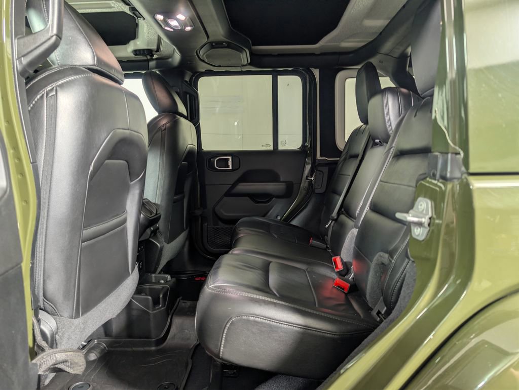 Used 2021 Jeep Wrangler Unlimited Sahara image 12