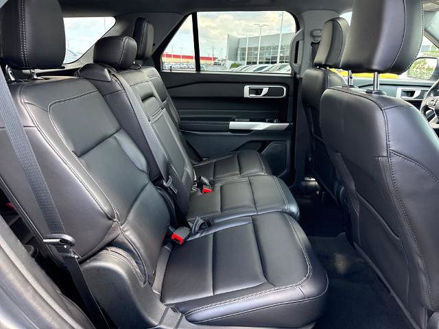 Certified 2023 Ford Explorer XLT w/ Equipment Group 202A AWD/4WD image 10