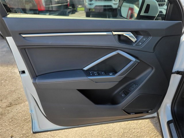 Used 2022 Audi Q3 2.0T Premium Plus image 15