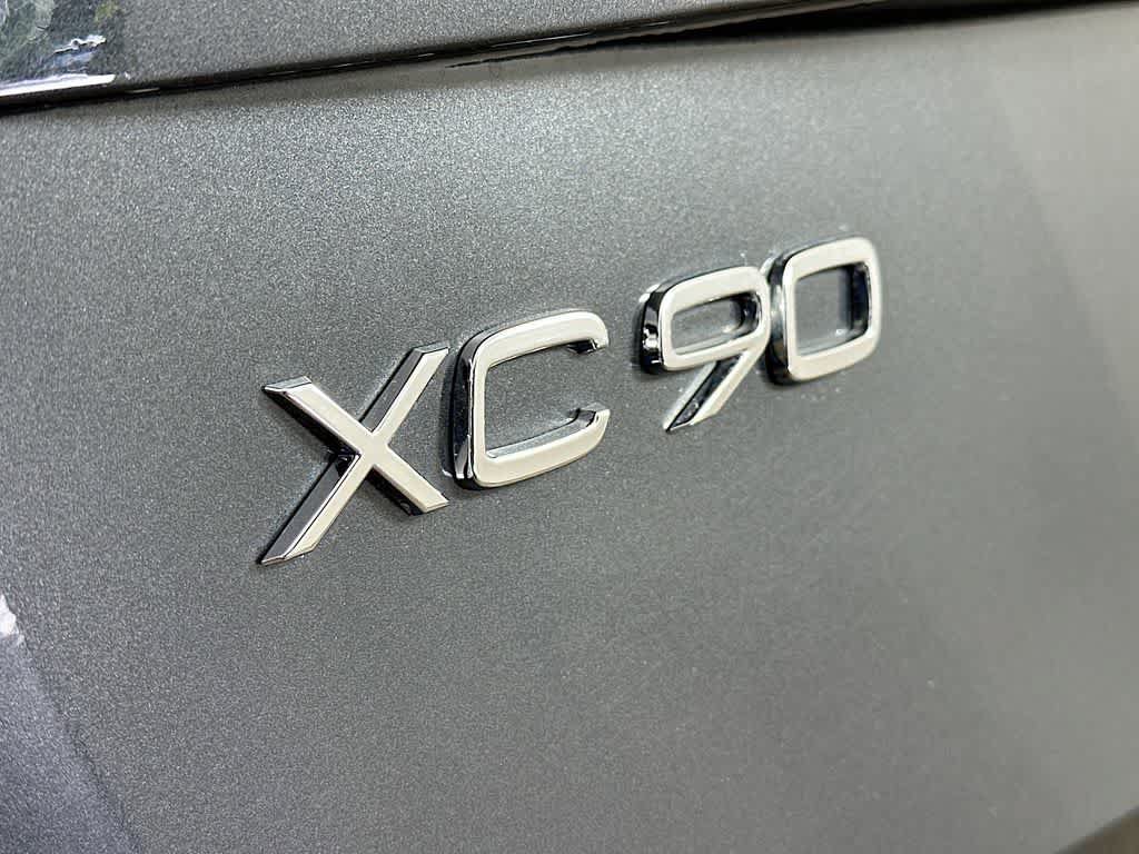 Used 2022 Volvo XC90 T5 Momentum w/ Advanced Package FWD image 6