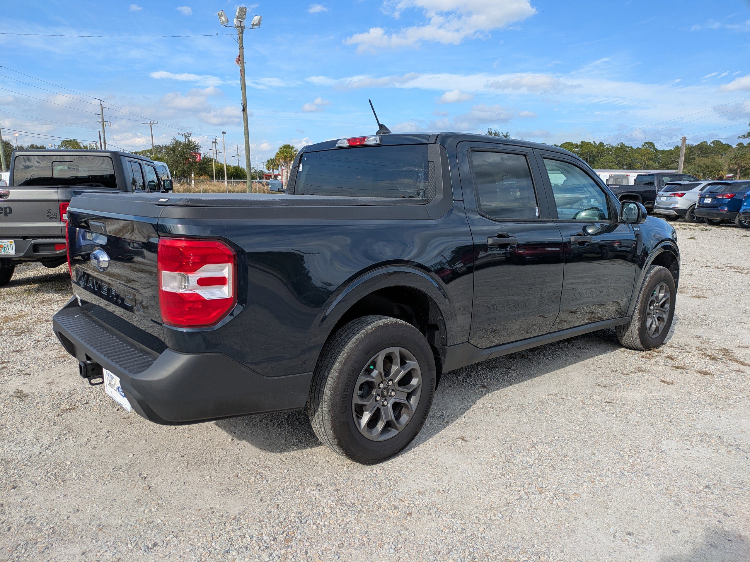 Certified 2023 Ford Maverick XLT w/ XLT Luxury Package image 5