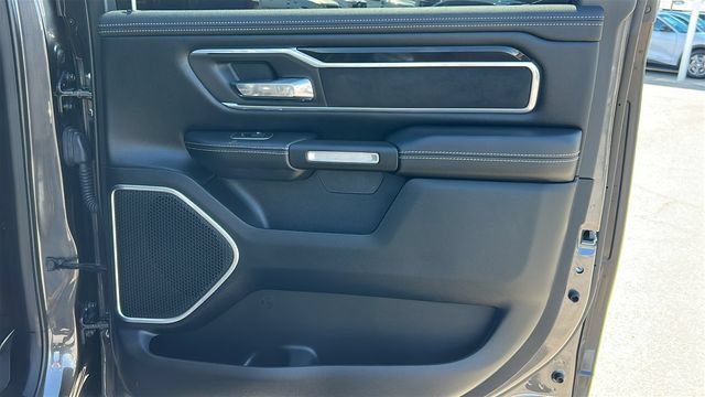 Used 2021 RAM 1500 Laramie w/ Sport Appearance Package AWD/4WD image 12