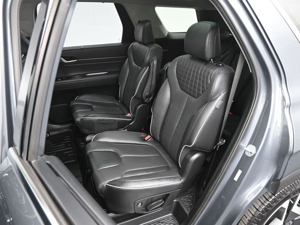 Used 2023 Hyundai Palisade Limited w/ Cargo Package AWD/4WD image 41