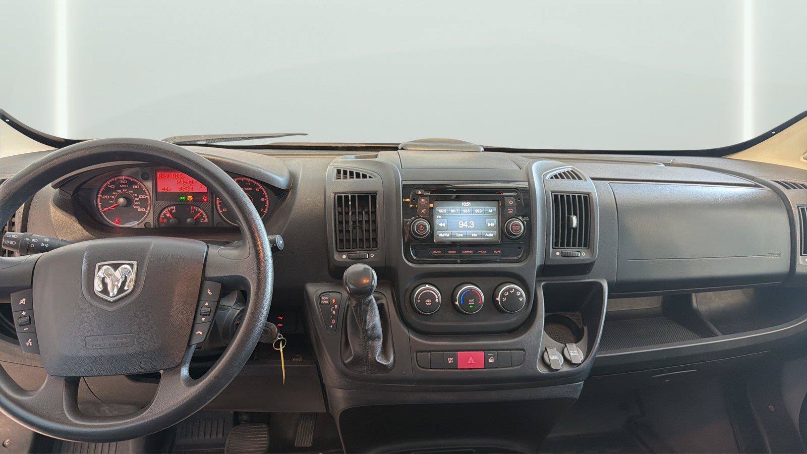 Used 2017 RAM ProMaster 2500 w/ Interior Convenience Group FWD image 11