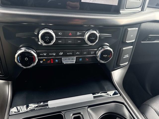 Certified 2025 Ford F150 Lariat image 30
