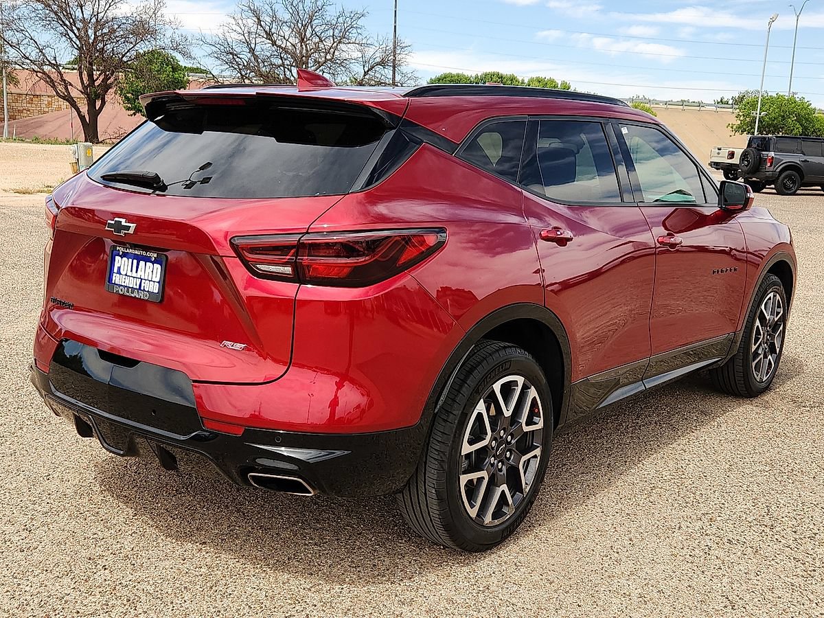 Used 2024 Chevrolet Blazer RS w/ Enhanced Convenience Package FWD image 3