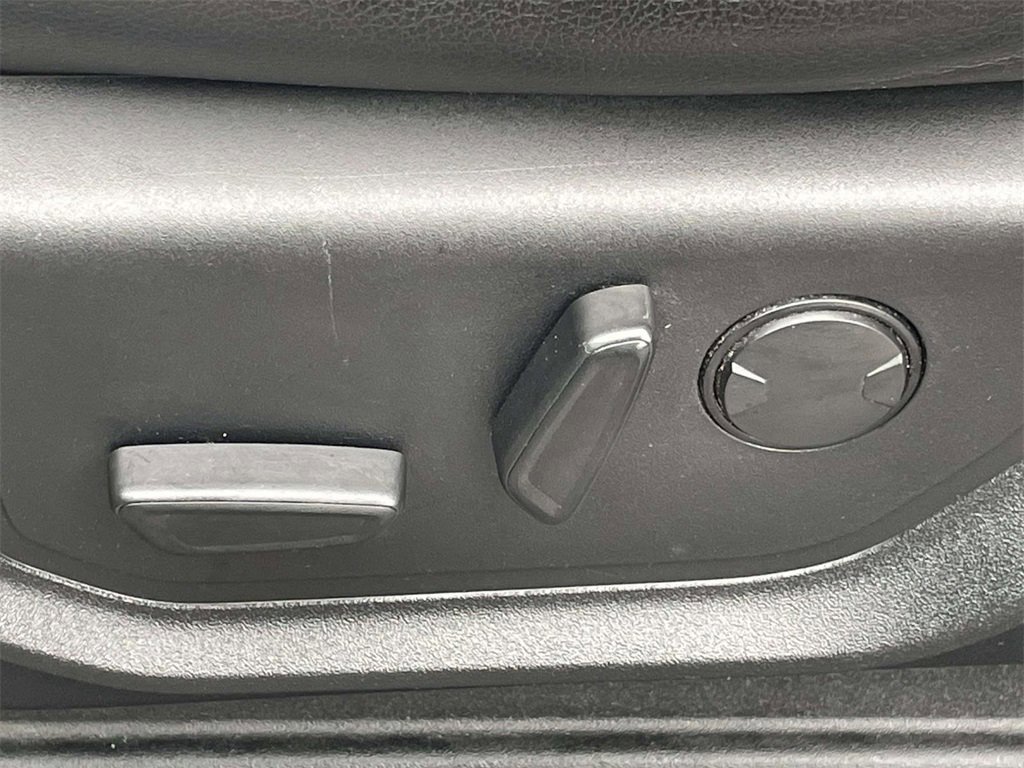 Certified 2019 Ford F150 Lariat image 14