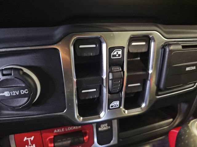 Used 2022 Jeep Gladiator Mojave w/ LED Lighting Group AWD/4WD image 28