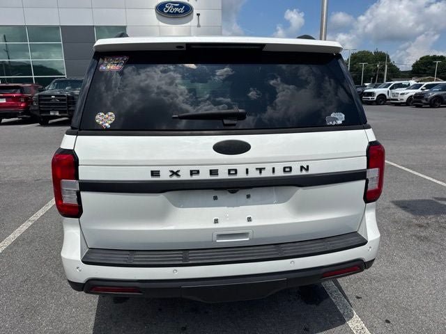 Certified 2024 Ford Expedition XLT AWD/4WD image 14