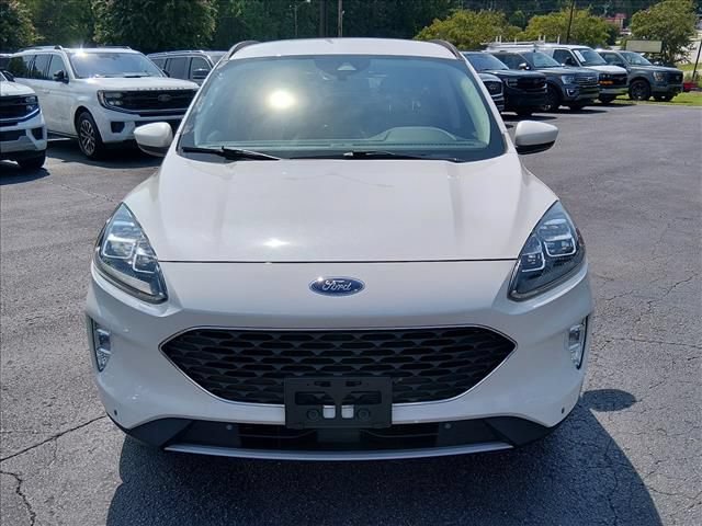 Certified 2022 Ford Escape Titanium FWD image 9