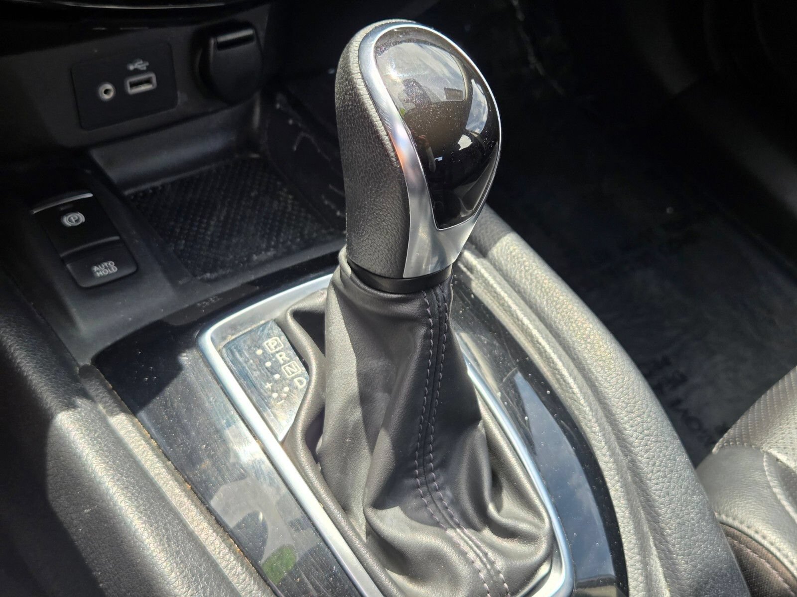 Used 2022 Nissan Rogue Sport SL AWD/4WD image 23
