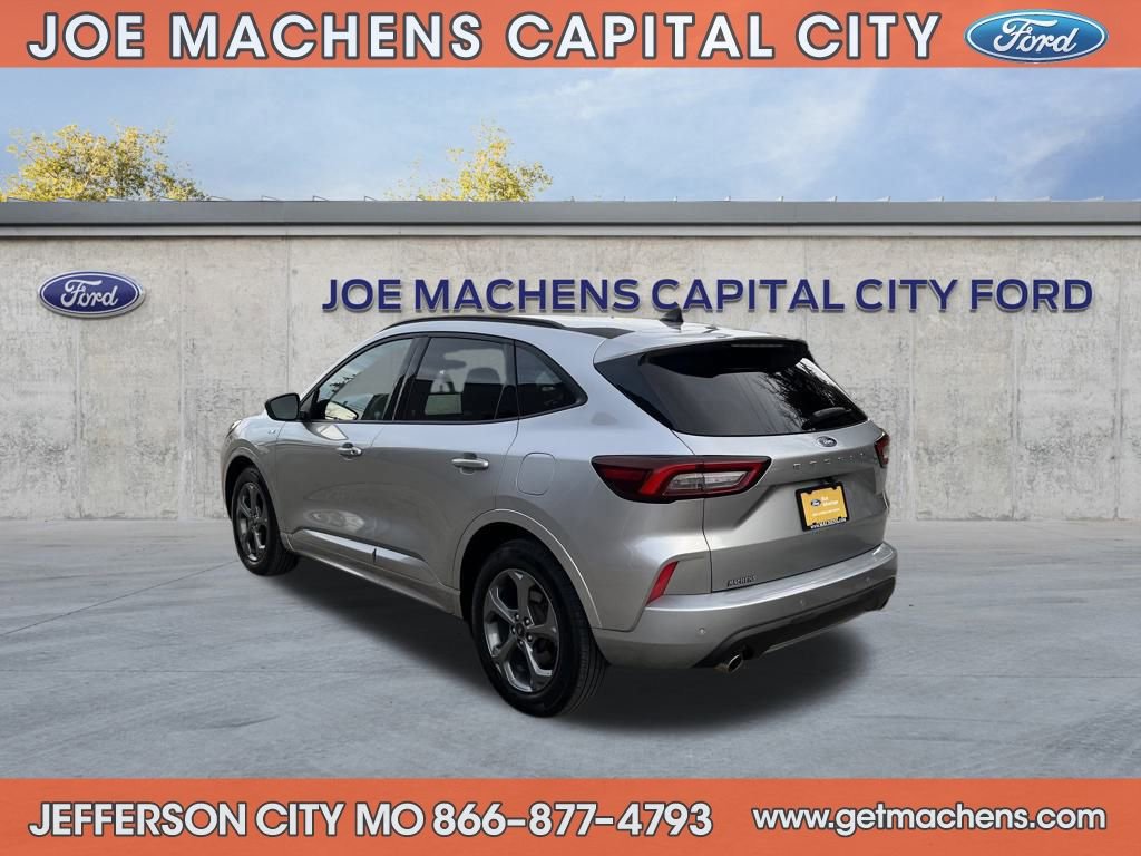 Certified 2023 Ford Escape ST-Line w/ Tech Pack #1 image 3