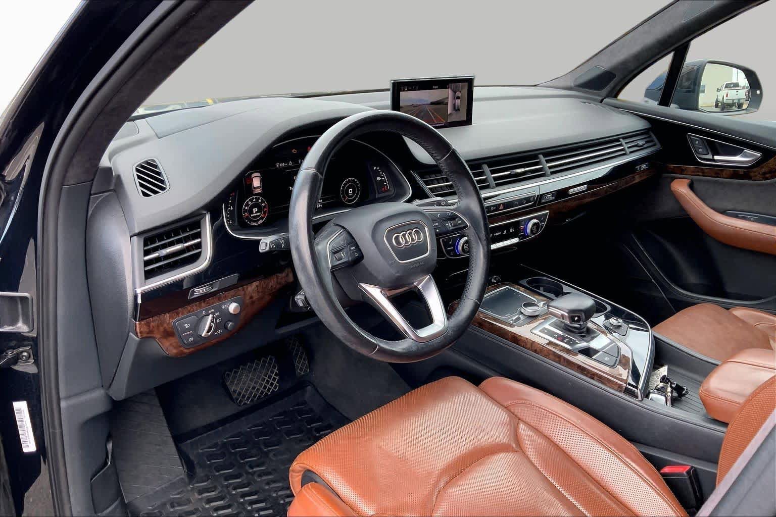 Used 2017 Audi Q7 3.0T Prestige AWD/4WD image 18