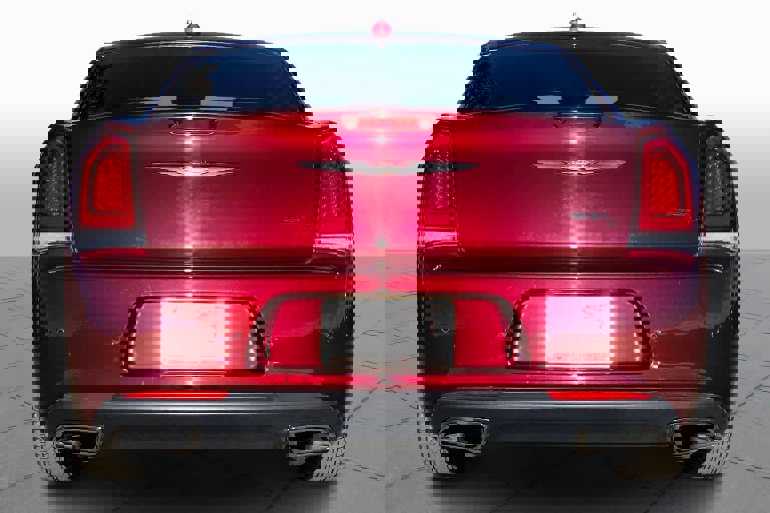 Used 2023 Chrysler 300 S image 4