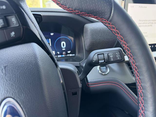 Certified 2025 Ford Explorer ST AWD/4WD image 16