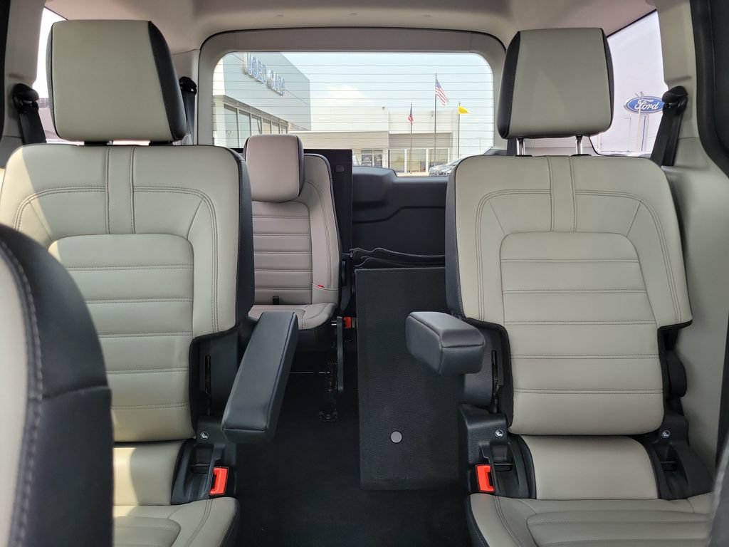 Certified 2023 Ford Transit Connect Titanium FWD image 17