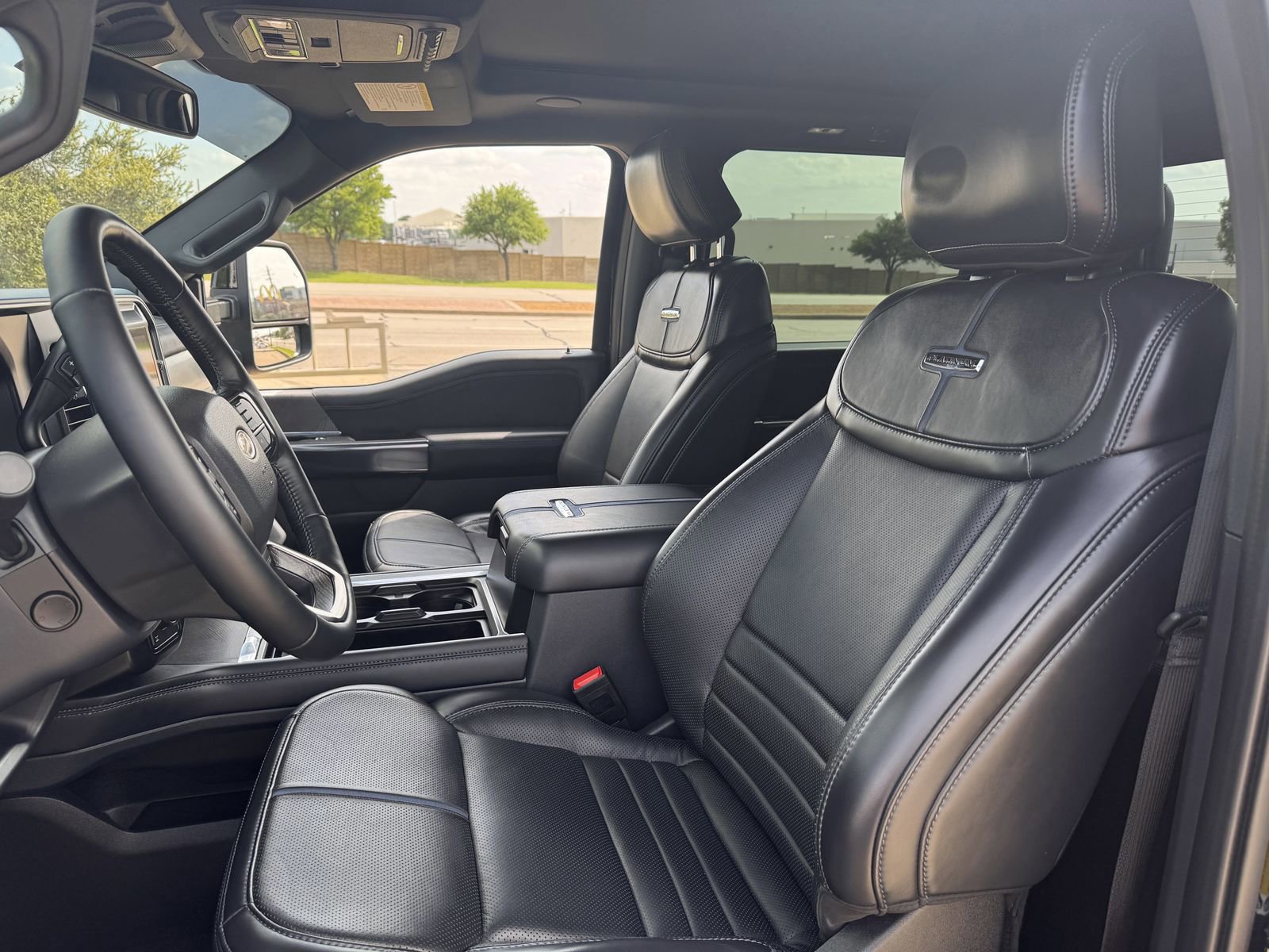 Certified 2025 Ford F250 Platinum AWD/4WD image 28