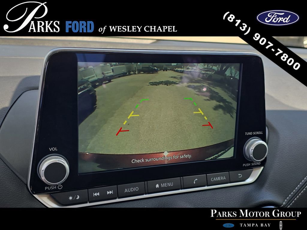 Used 2024 Nissan Sentra SV FWD image 22