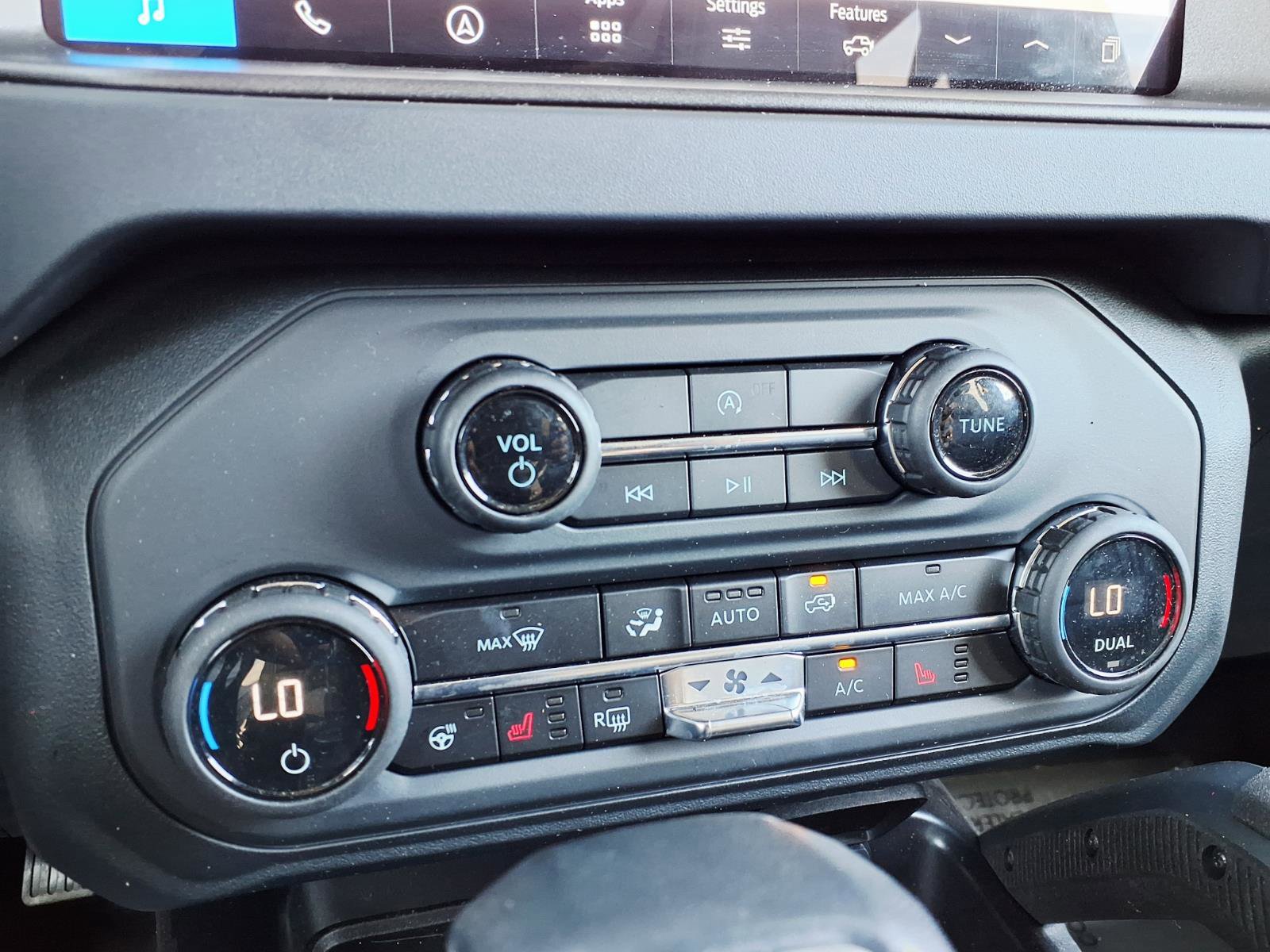 Certified 2025 Ford Bronco Badlands image 23