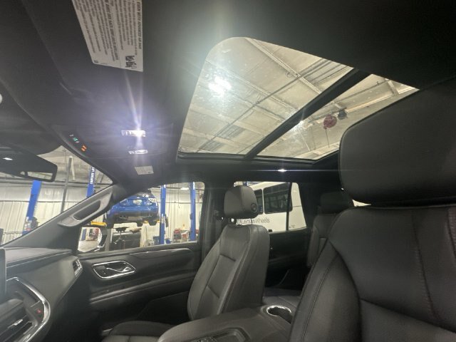 Used 2023 Chevrolet Tahoe RST w/ Luxury Package AWD/4WD image 20