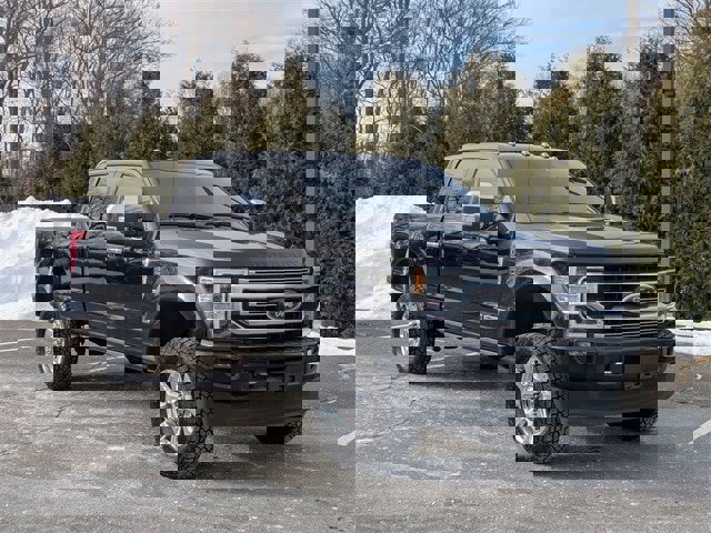 Certified 2020 Ford F350 Platinum w/ FX4 Off-Road Package image 8