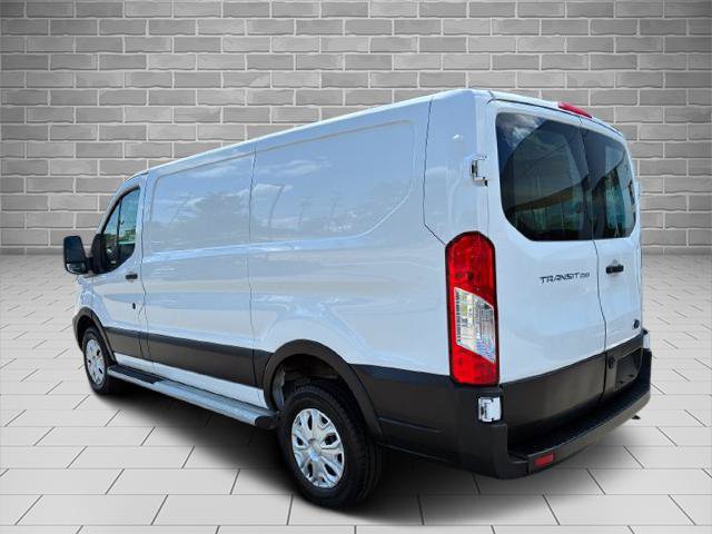 Certified 2025 Ford Transit 250 Low Roof w/ Exterior Upgrade Package RWD image 10