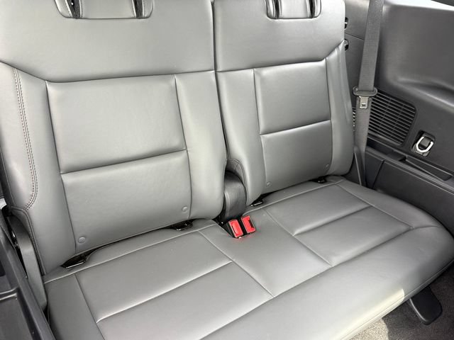Certified 2025 Ford Explorer Active w/ Active Comfort Package AWD/4WD image 23