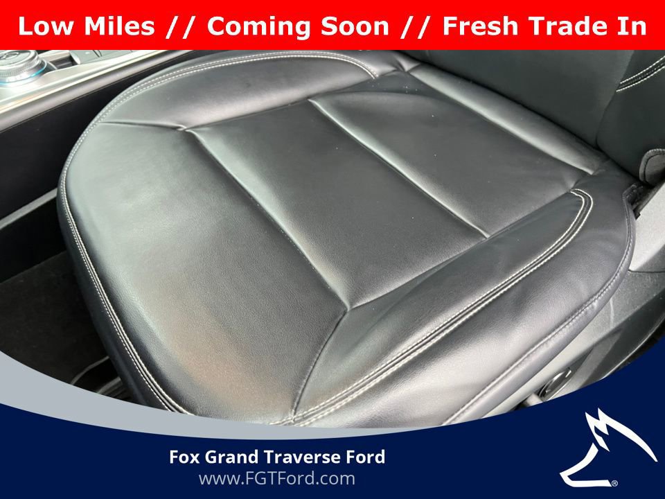 Certified 2021 Ford Explorer XLT w/ Equipment Group 202A image 16