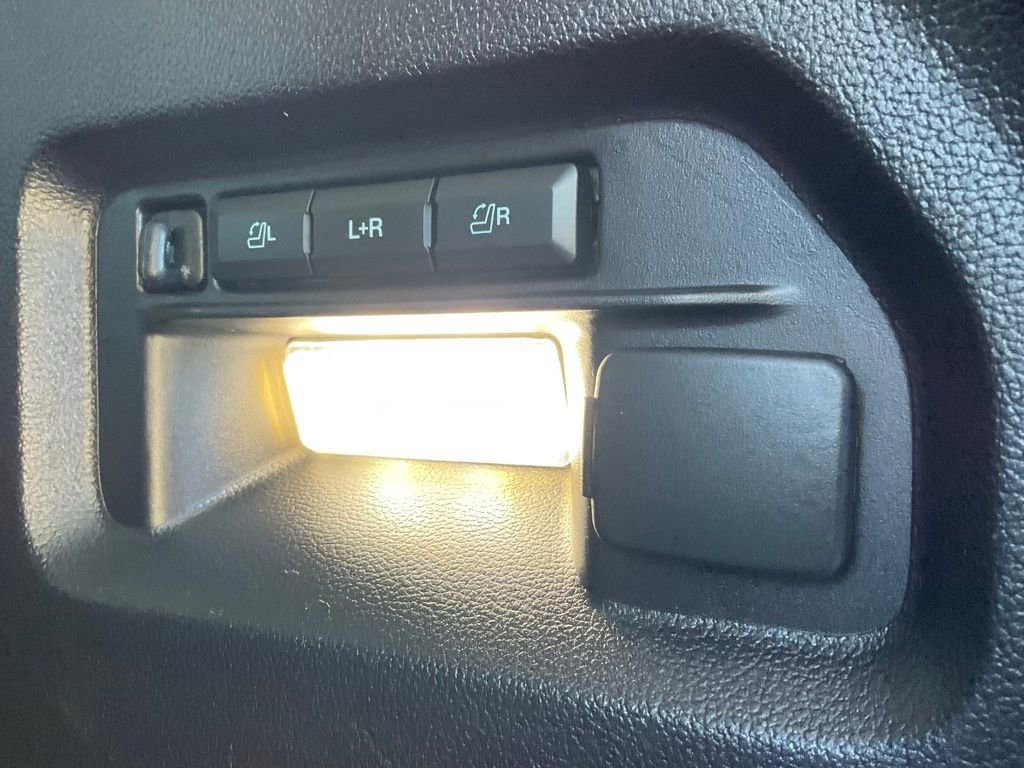 Certified 2021 Ford Explorer Limited w/ Equipment Group 301A image 28