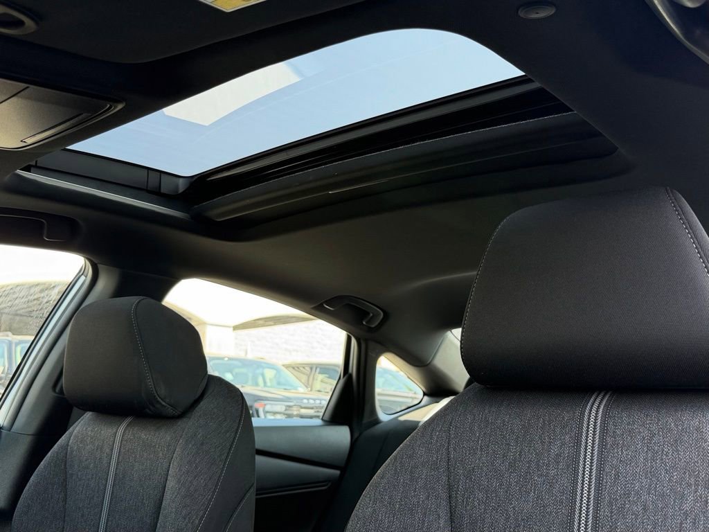 Used 2023 Honda Accord Sport image 17