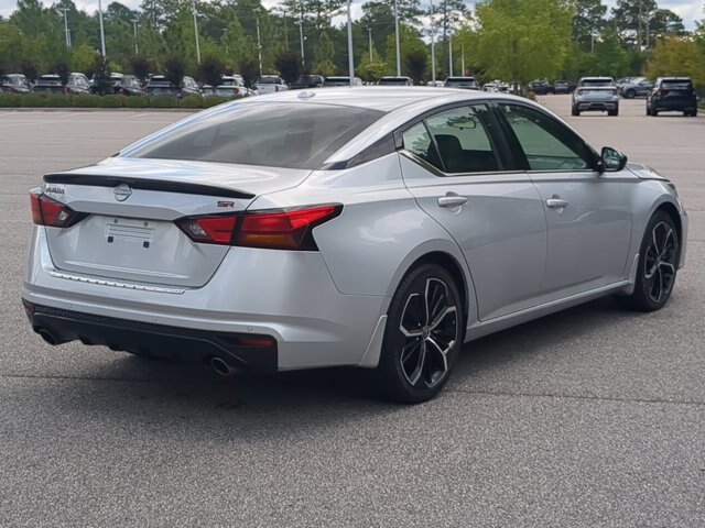 Used 2023 Nissan Altima 2.5 SR w/ SR Premium Package FWD image 4