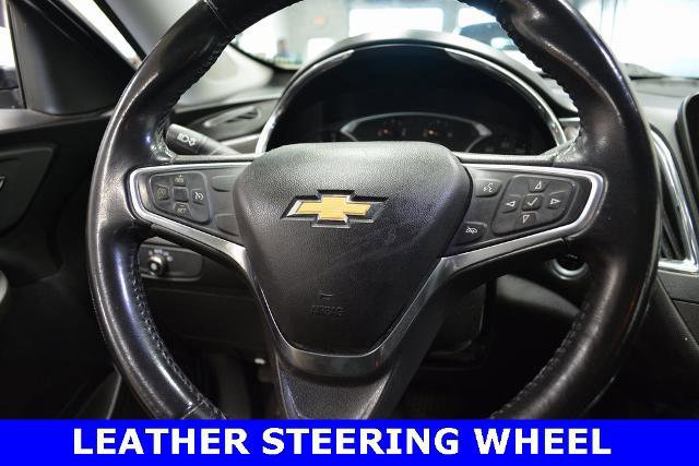 Used 2018 Chevrolet Malibu LT w/ Leather Package image 15