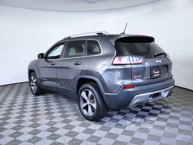 Used 2019 Jeep Cherokee Limited w/ Trailer Tow Group AWD/4WD image 4