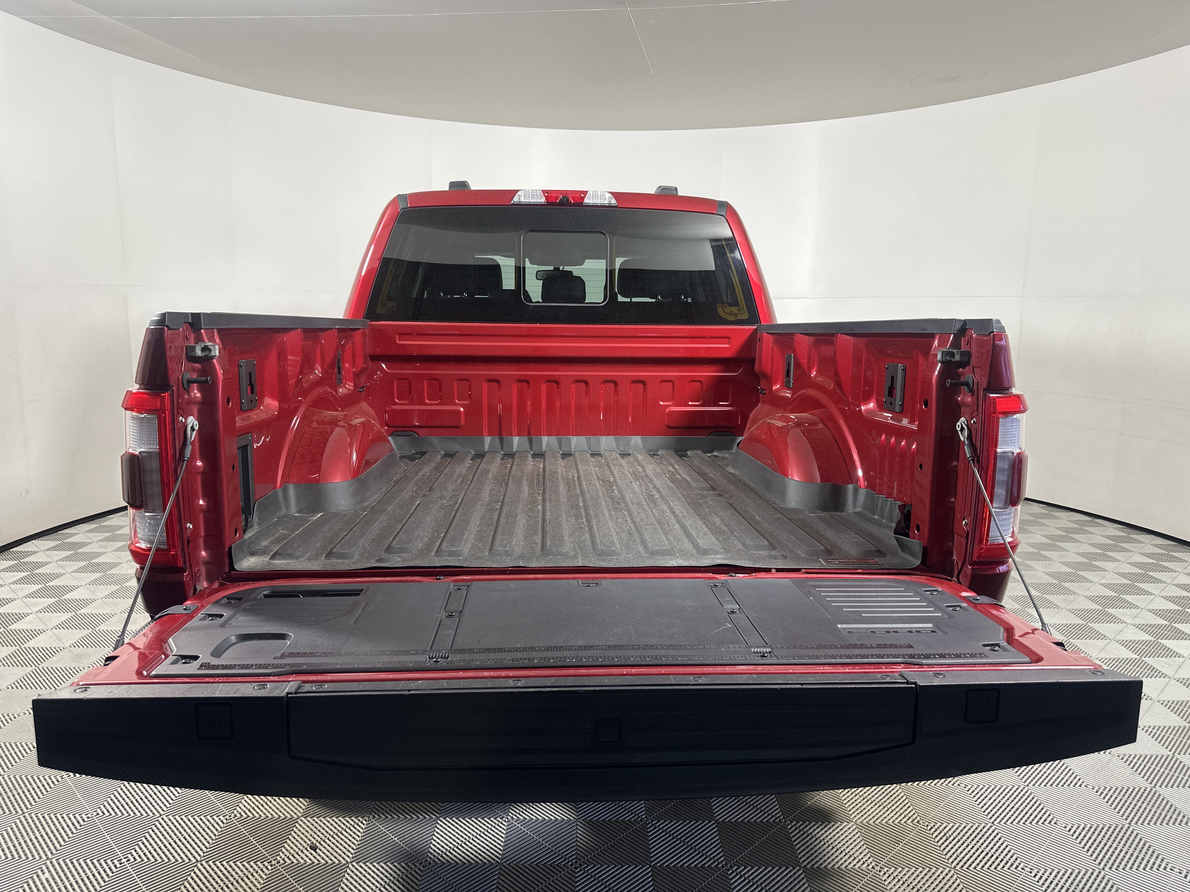 Certified 2022 Ford F150 Lariat w/ Equipment Group 502A High AWD/4WD image 27