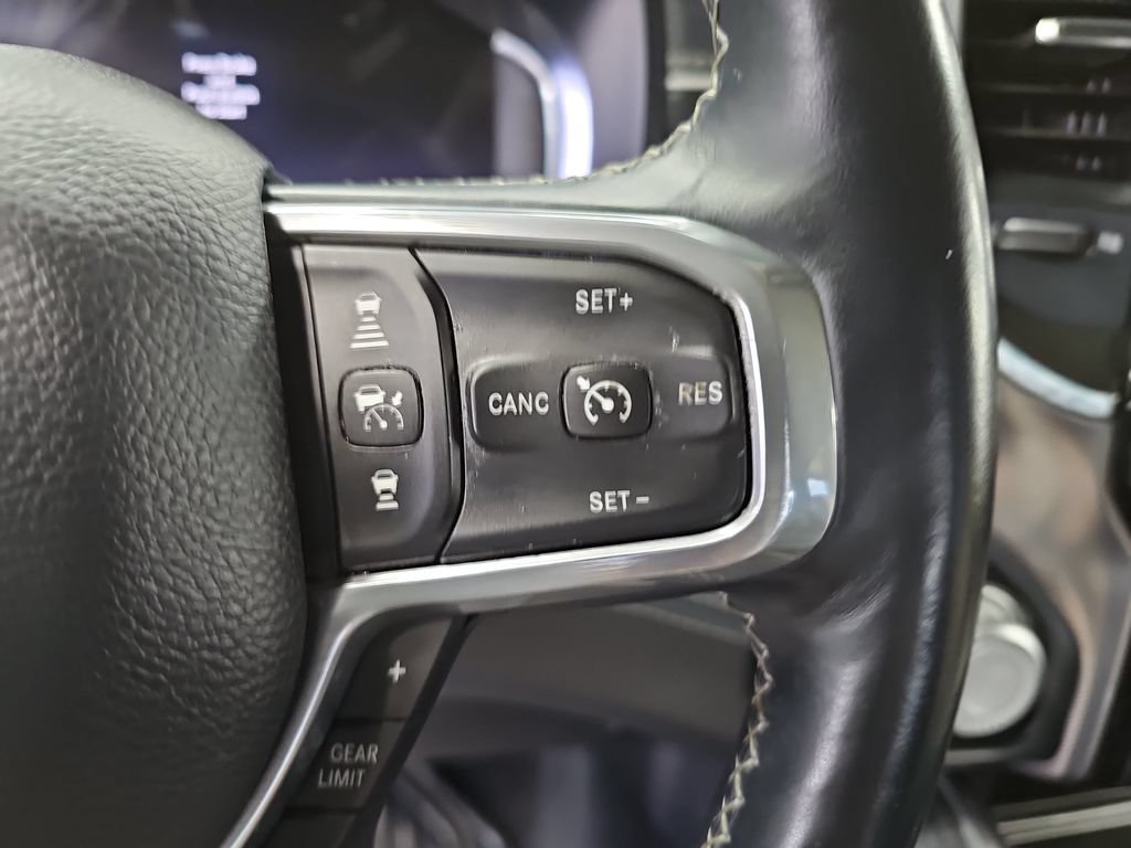 Used 2023 RAM 1500 Limited AWD/4WD image 17