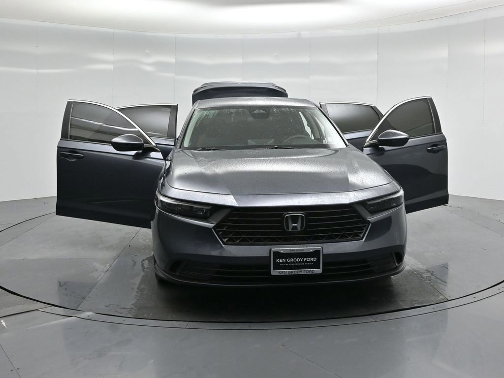 Used 2023 Honda Accord LX image 48