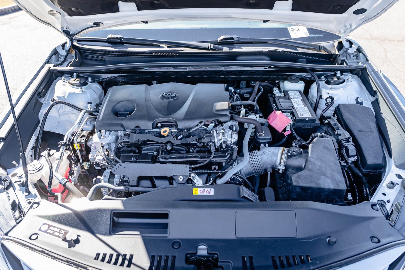 Used 2022 Toyota Camry LE image 19