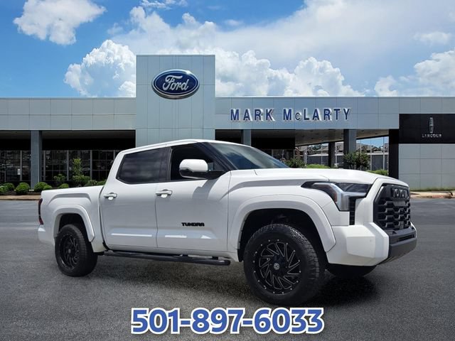 Used 2022 Toyota Tundra SR5 w/ SR5 Premium Package RWD image 7