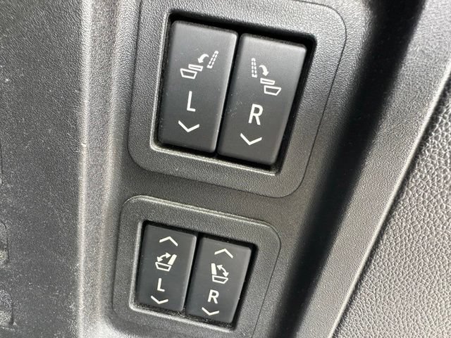 Used 2024 Chevrolet Traverse RS w/ LPO, Floor Liner Package AWD/4WD image 12