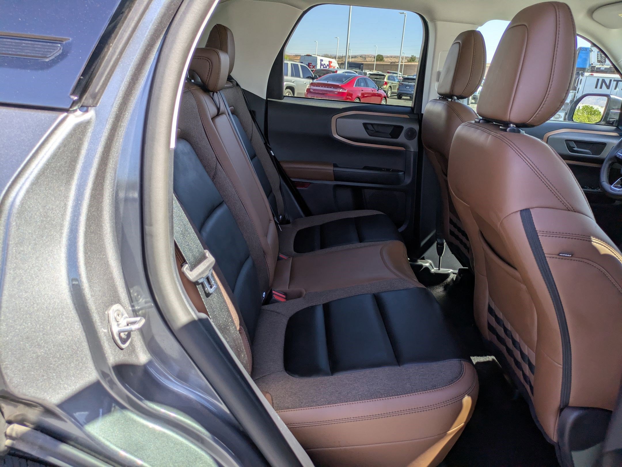 Certified 2025 Ford Bronco Sport Outer Banks w/ Outer Banks Tech Package+ AWD/4WD image 31