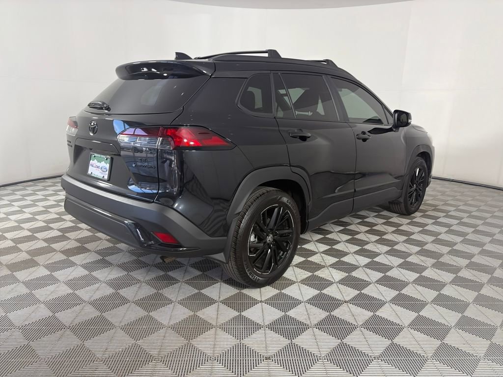 Used 2025 Toyota Corolla Cross AWD Hybrid image 5