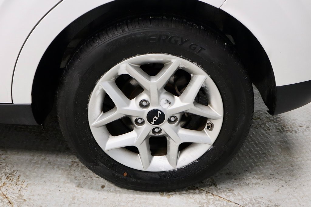 Used 2025 Kia Soul LX w/ LX Technology Package image 18
