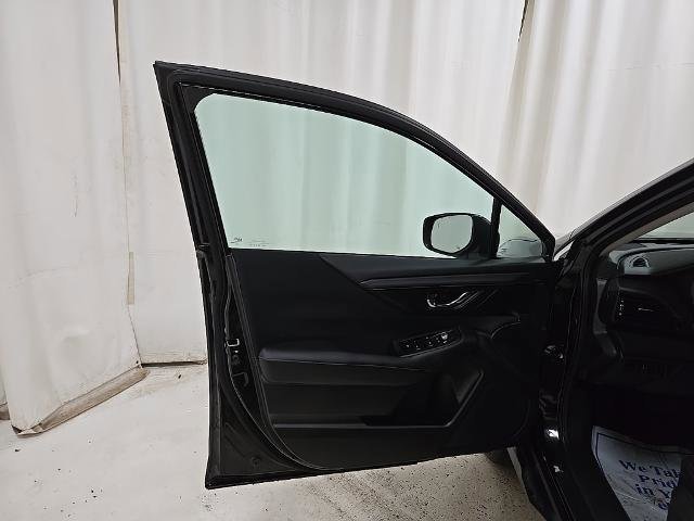 Used 2025 Subaru Outback Premium image 30