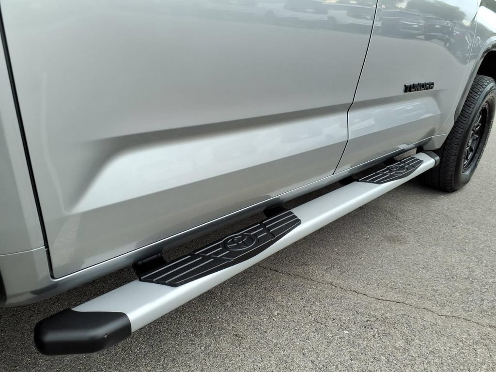 Used 2023 Toyota Tundra Limited AWD/4WD image 8