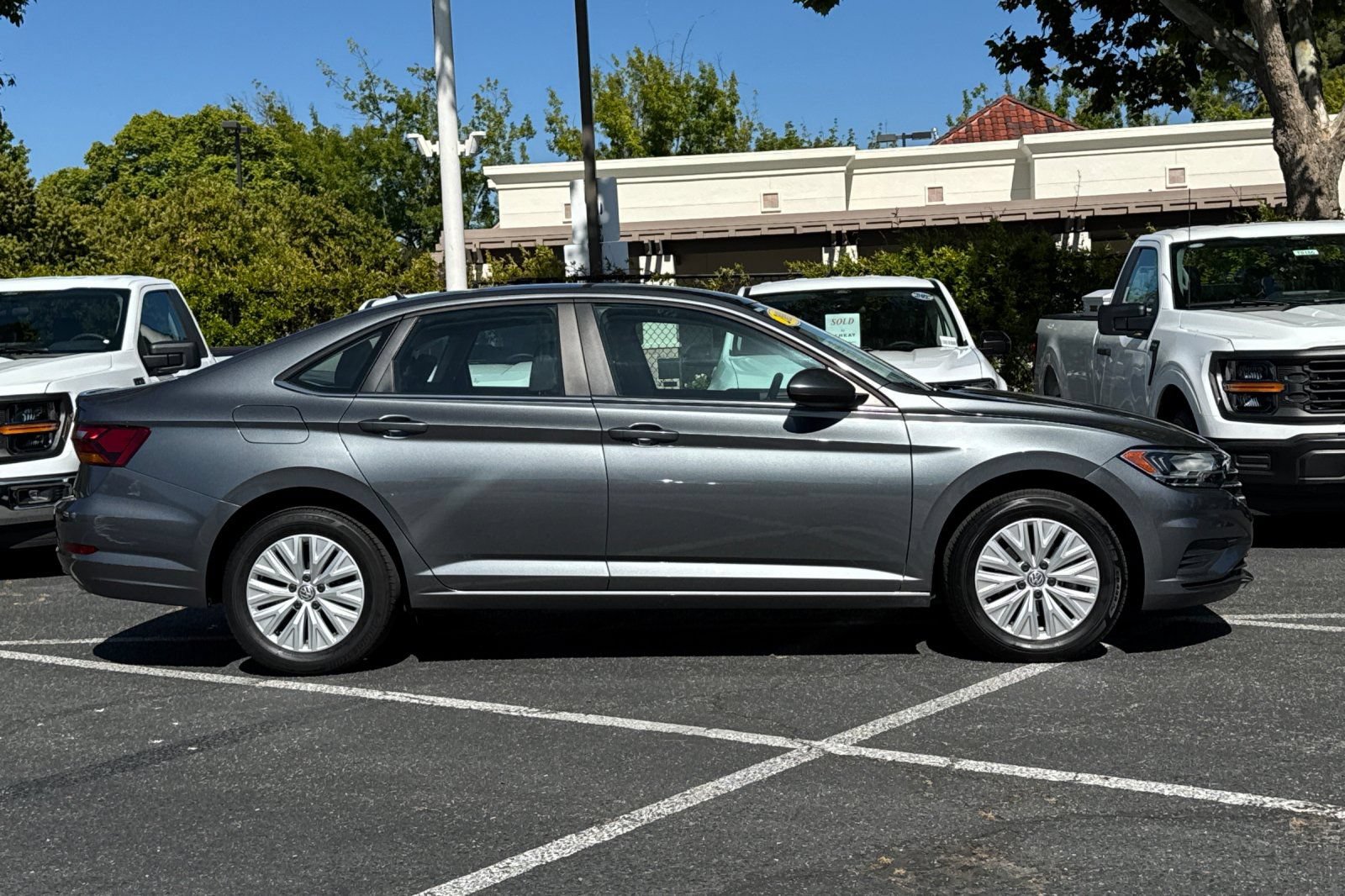 Used 2019 Volkswagen Jetta S w/ Driver Assistance Package FWD image 3